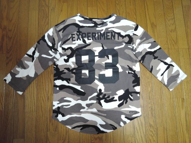 uniform experimen 7分丈 スウェット調 カットソー 2 カモ迷彩柄 フットボール ロンTシャツ SOPHNET. < ブランド  uniform experimen 7分丈 スウェット調 カットソー 2 カモ迷彩柄 フットボール ロンTシャツ SOPHNET. < ブランドの