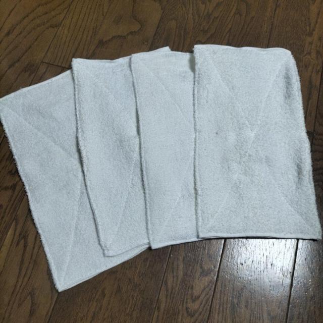 新タオル使用 四つ折り 雑巾 4枚 ハンドメイド F < インテリア/ライフ 新タオル使用 四つ折り 雑巾 4枚 ハンドメイド F < インテリア/ライフの