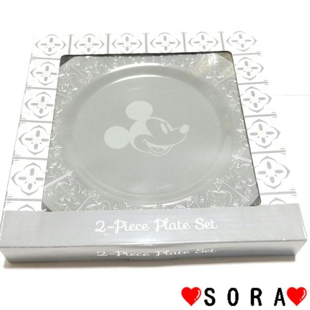 【ディズニーストア購入】2025年♪ミッキー&ミニー 割れにくい タイル柄 メラミン 皿/プレート 2枚組セット < おもちゃ 【ディズニーストア購入】2025年♪ミッキー&ミニー 割れにくい タイル柄 メラミン 皿/プレート 2枚組セット < おもちゃの