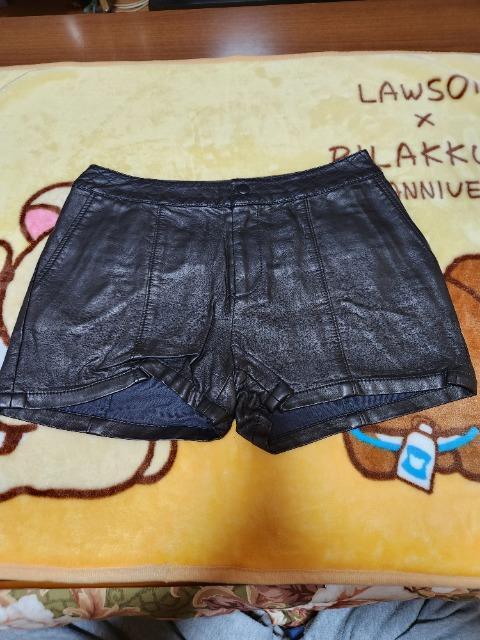 レザー ショートパンツ < 女性ファッション レザー ショートパンツ < 女性ファッションの