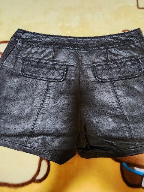 レザー ショートパンツ < 女性ファッション レザー ショートパンツ < 女性ファッションの