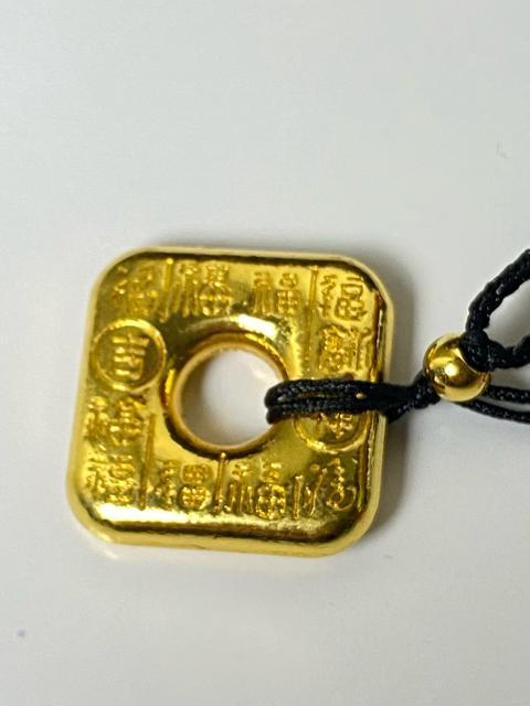 【縁起物】百福 招財進宝 金運アップ お守り ペンダントトップ ゴールド 根付 < ホビー 【縁起物】百福 招財進宝 金運アップ お守り ペンダントトップ ゴールド 根付 < ホビーの