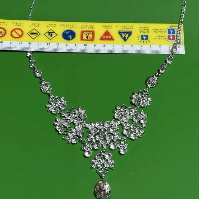 ���C���X�g�[���l�b�N���X�@�S�[�W���X�@�h���b�V�[�@�p�[�e�B�@�_���X�h���X�ɂ��@���i�Ǘ��ԍ��h���b�V�[�@�l�b�N���X�y���������z �� �����A�N�Z�T���[/���v�� 