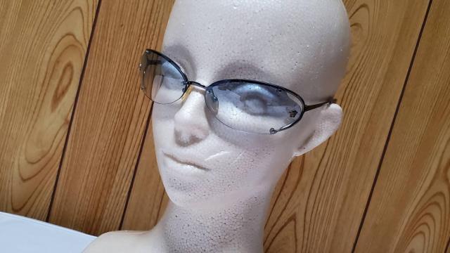 正規美 レア ガクト着 同型 ヴェルサーチ メデューサロゴ サングラス青 グラマラスカラー メガネ○付属有 男女兼用 < ブランド  正規美 レア ガクト着 同型 ヴェルサーチ メデューサロゴ サングラス青 グラマラスカラー メガネ○付属有 男女兼用 < ブランドの