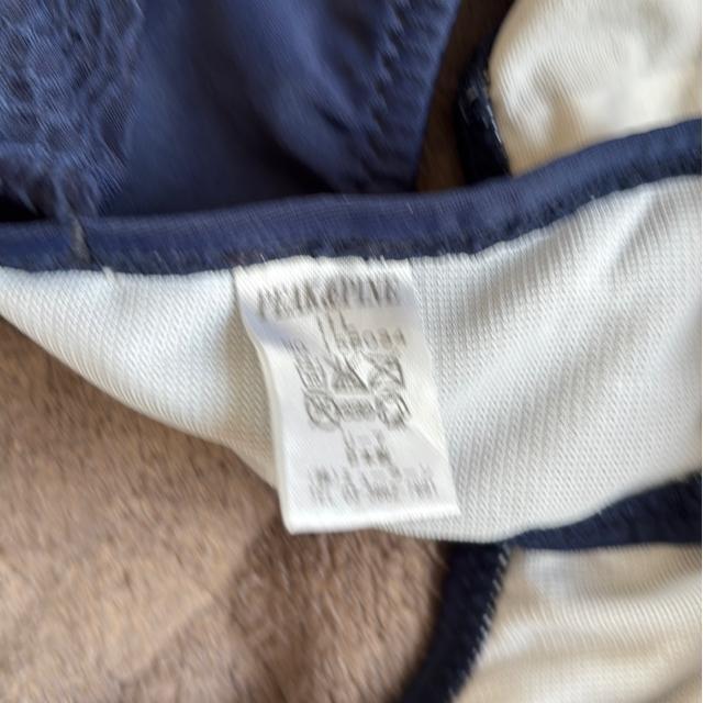 タンス整理品 衣類 おまとめOK ホームクリーニング済み ネイビー ビキニ 11L < 女性ファッション  タンス整理品 衣類 おまとめOK ホームクリーニング済み ネイビー ビキニ 11L < 女性ファッションの