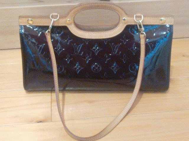 美品 ルイ ヴィトン モノグラムヴェルニ ロクスバリードライブ 2wayショルダーバッグ < ブランド 美品 ルイ ヴィトン モノグラムヴェルニ ロクスバリードライブ 2wayショルダーバッグ < ブランドの