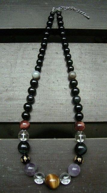 タイガーアイx観音真言彫オニキスxアメジストネックレス < 女性アクセサリー/時計 タイガーアイx観音真言彫オニキスxアメジストネックレス < 女性アクセサリー/時計の