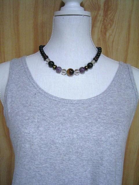 タイガーアイx観音真言彫オニキスxアメジストネックレス < 女性アクセサリー/時計 タイガーアイx観音真言彫オニキスxアメジストネックレス < 女性アクセサリー/時計の