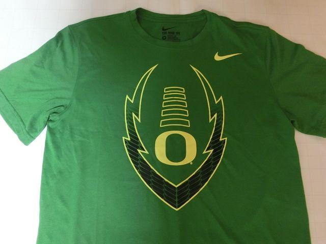 ナイキ【DRI FIT】オレゴン大ダックス アメフト【O】ロゴT US S < ブランド  ナイキ【DRI FIT】オレゴン大ダックス アメフト【O】ロゴT US S  < ブランドの