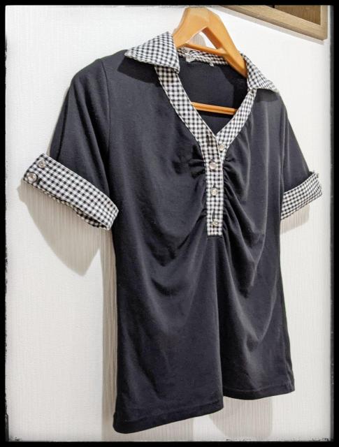 ★Tシャツ★半袖★ポロシャツ★黒★Mサイズ同等★襟付き★部屋着★まとめ買い歓迎★サイズ札・ブランド名札無しです★ < 女性ファッション  ★Tシャツ★半袖★ポロシャツ★黒★Mサイズ同等★襟付き★部屋着★まとめ買い歓迎★サイズ札・ブランド名札無しです★ < 女性ファッションの