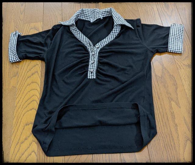 ★Tシャツ★半袖★ポロシャツ★黒★Mサイズ同等★襟付き★部屋着★まとめ買い歓迎★サイズ札・ブランド名札無しです★ < 女性ファッション  ★Tシャツ★半袖★ポロシャツ★黒★Mサイズ同等★襟付き★部屋着★まとめ買い歓迎★サイズ札・ブランド名札無しです★ < 女性ファッションの