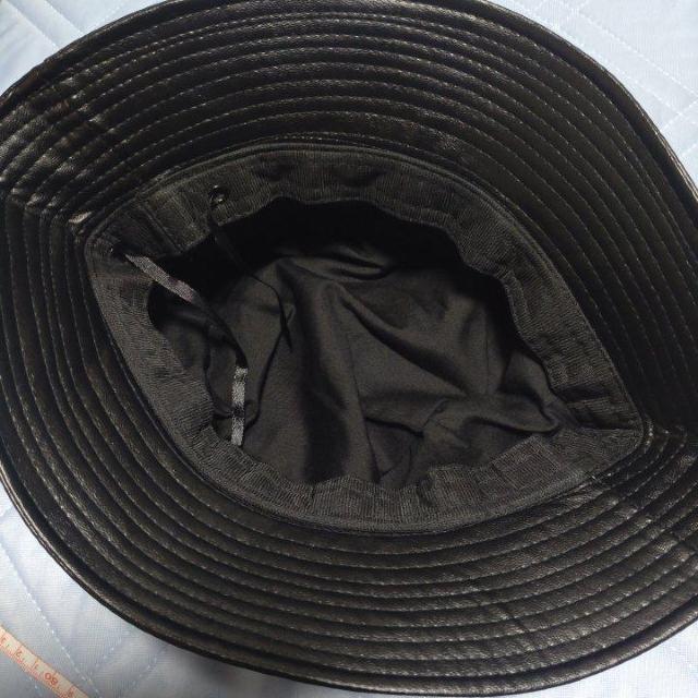 ブラック 合皮製帽子 < 女性ファッション  ブラック 合皮製帽子 < 女性ファッションの