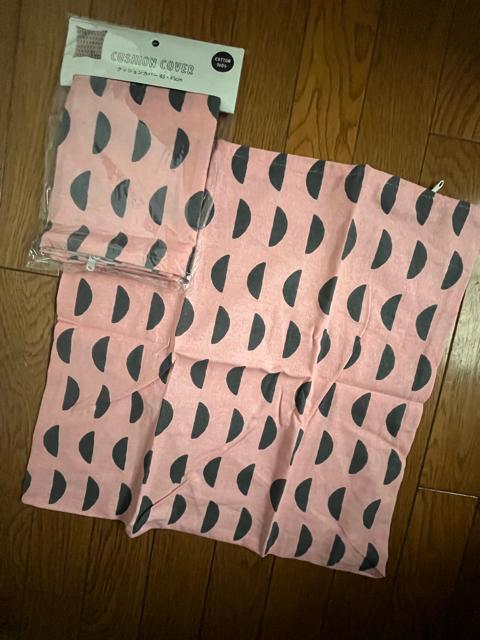 クッションカバー!2枚セット!45×45センチ!新品!ファスナー式!愛らしく!温かみあるピンク色合い! < インテリア/ライフ  クッションカバー!2枚セット!45×45センチ!新品!ファスナー式!愛らしく!温かみあるピンク色合い! < インテリア/ライフの