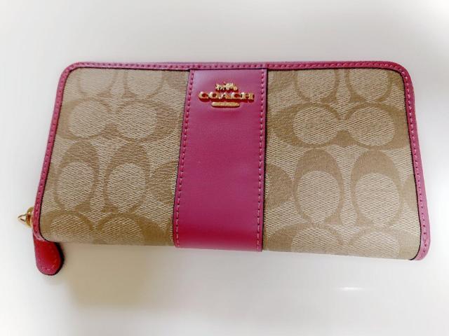 未使用★正規品★COACHロゴ×ピンク長財布★ < ブランド  未使用★正規品★COACHロゴ×ピンク長財布★ < ブランドの