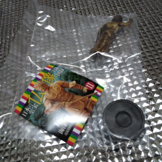 ガチャガチャ 誕生釈迦仏(経年劣化金) < ホビー ガチャガチャ 誕生釈迦仏(経年劣化金) < ホビーの