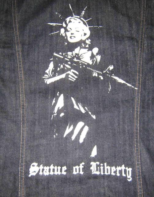 マリリン・モンロー MARILYN MONROE 自由の女神とマシンガン Gジャン メンズMサイズ < 男性ファッション マリリン・モンロー MARILYN MONROE 自由の女神とマシンガン Gジャン メンズMサイズ < 男性ファッションの