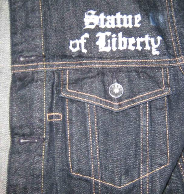 マリリン・モンロー MARILYN MONROE 自由の女神とマシンガン Gジャン メンズMサイズ < 男性ファッション マリリン・モンロー MARILYN MONROE 自由の女神とマシンガン Gジャン メンズMサイズ < 男性ファッションの
