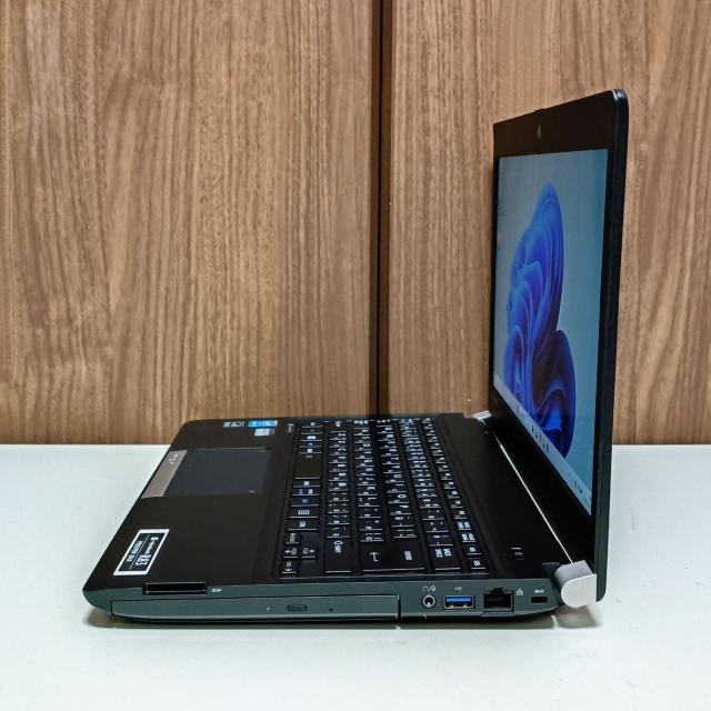 TOSHIBA dynabook Corei7 メモリ16GB SSD500GB ブルーレイ フルHD Webカメラ Office < PC本体/周辺機器 TOSHIBA dynabook Corei7 メモリ16GB SSD500GB ブルーレイ フルHD Webカメラ Office < PC本体/周辺機器の