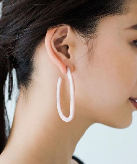 定価4,104円●マーブルUピアス●ピンク【新品】Loungedress < ブランド 定価4,104円●マーブルUピアス●ピンク【新品】Loungedress < ブランドの