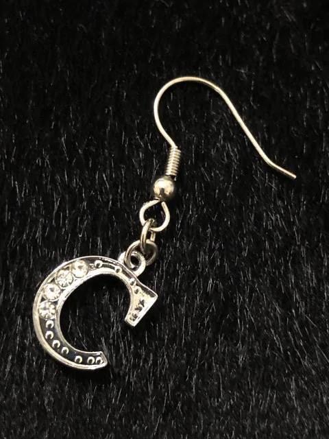 【最終売切り】ラインストーン付きイニシャルピアス☆【C】 < 女性アクセサリー/時計  【最終売切り】ラインストーン付きイニシャルピアス☆【C】  < 女性アクセサリー/時計の