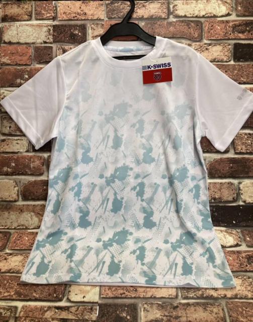 送料無料!吸汗速乾&消臭!『K-SWISS』グラデーションプリント半袖Tシャツ(3色から)1枚 < 男性ファッション  送料無料!吸汗速乾&消臭!『K-SWISS』グラデーションプリント半袖Tシャツ(3色から)1枚 < 男性ファッションの