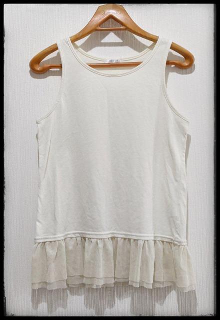 ★シネマクラブ★CINEMACLUB★ハニーズ★Honeys★タンクトップ★白★Tシャツ★Mサイズ★フリル付★部屋着★ < ブランド  ★シネマクラブ★CINEMACLUB★ハニーズ★Honeys★タンクトップ★白★Tシャツ★Mサイズ★フリル付★部屋着★ < ブランドの