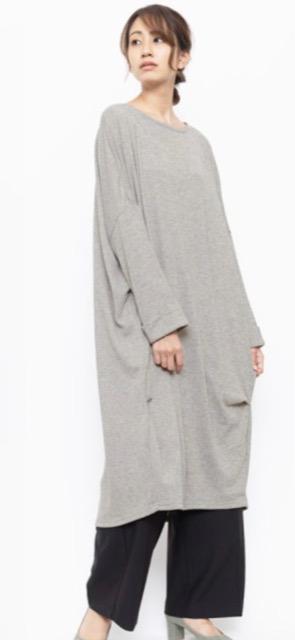 新品.未使用品.ざっくり着れる,ストレッチモモンガー裏起ワンピース < 女性ファッション  新品.未使用品.ざっくり着れる,ストレッチモモンガー裏起ワンピース  < 女性ファッションの