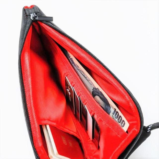 agnes b.(AjGXx[)}`P[X