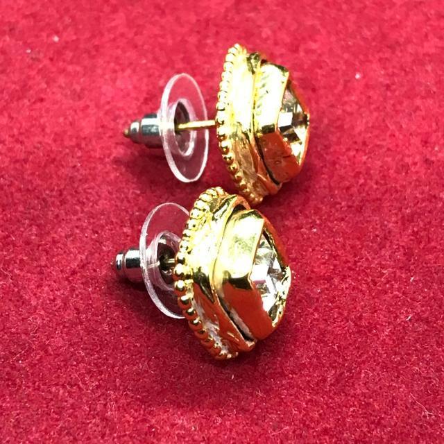 ヴィンテージ 正規品 シャネル ジルコニア スクエア ピアス ゴールド < ブランド  ヴィンテージ 正規品 シャネル ジルコニア スクエア ピアス ゴールド < ブランドの