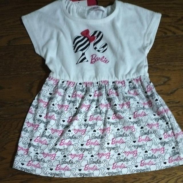 80サイズ ワンピース 新品 Barbie < キッズ/ベビー 80サイズ ワンピース 新品 Barbie < キッズ/ベビーの