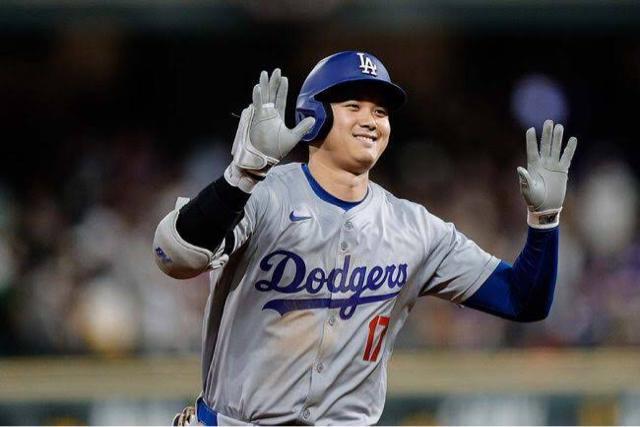 【送料無料】野球 大谷翔平最新写真フォト10枚セット A < タレントグッズ  【送料無料】野球 大谷翔平最新写真フォト10枚セット A < タレントグッズの