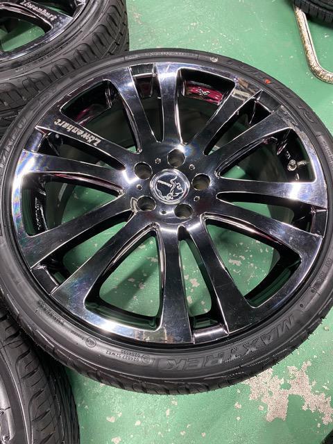 7071595)bL-xn-g4{ViA^CZ_~jo245/35ZR20  /oCN