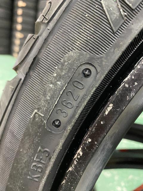 7071595)bL-xn-g4{ViA^CZ_~jo245/35ZR20  /oCN