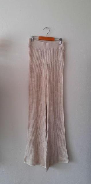 HOLIDAY◆アイボリー ワッフルニット フレア パンツ フリーサイズ < ブランド  HOLIDAY◆アイボリー ワッフルニット フレア パンツ フリーサイズ  < ブランドの