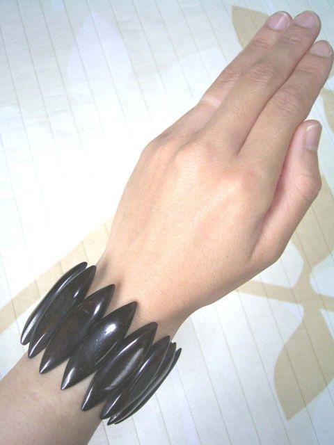 バッファローボーンブレスレット*13 アジアン < 女性アクセサリー/時計 バッファローボーンブレスレット*13 アジアン < 女性アクセサリー/時計の