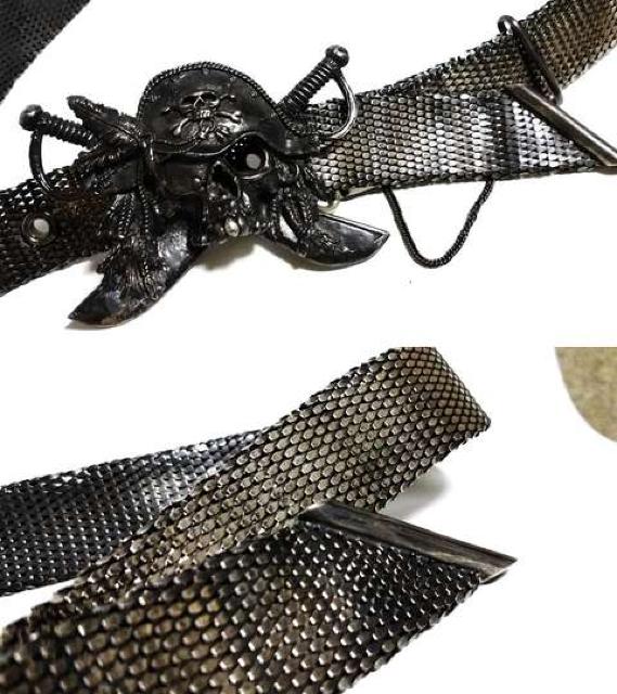正規美 激レア 限定 ハイド着 ウーゴカッチャトーリ スカルバックル ベルト 全面SV925 金属チェーン蛇柄 ジュエリーアート < 男性ファッション  正規美 激レア 限定 ハイド着 ウーゴカッチャトーリ スカルバックル ベルト 全面SV925 金属チェーン蛇柄 ジュエリーアート < 男性ファッションの