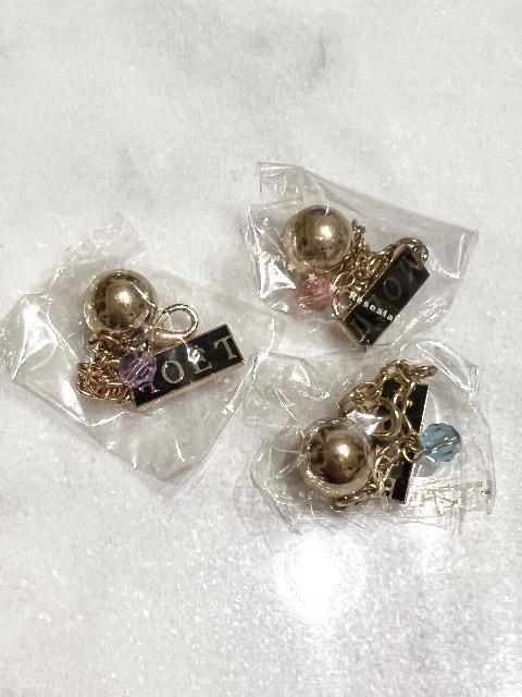 【Moet & Chandon】非売品チャーム3個set < 女性ファッション  【Moet & Chandon】非売品チャーム3個set < 女性ファッションの