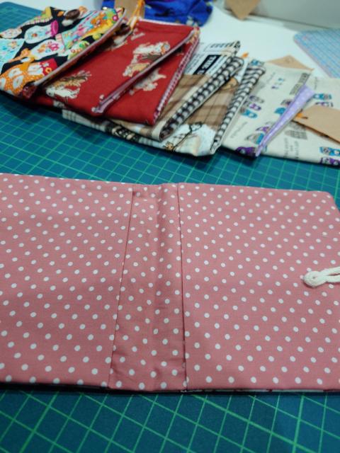 ハンドメイド サニタリーケース (c) < 女性ファッション  ハンドメイド サニタリーケース (c) < 女性ファッションの