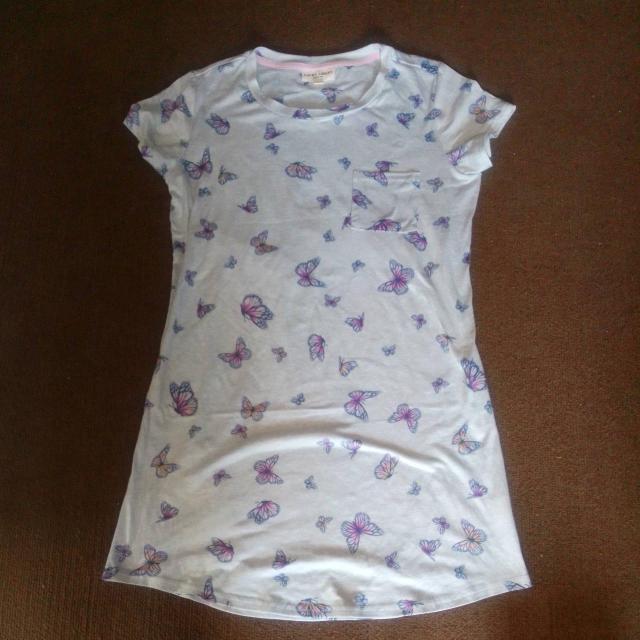 半袖 Tシャツ 美品 Sサイズ 着丈81.5cm < 女性ファッション 半袖 Tシャツ 美品 Sサイズ 着丈81.5cm < 女性ファッションの