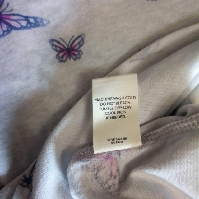 半袖 Tシャツ 美品 Sサイズ 着丈81.5cm < 女性ファッション 半袖 Tシャツ 美品 Sサイズ 着丈81.5cm < 女性ファッションの