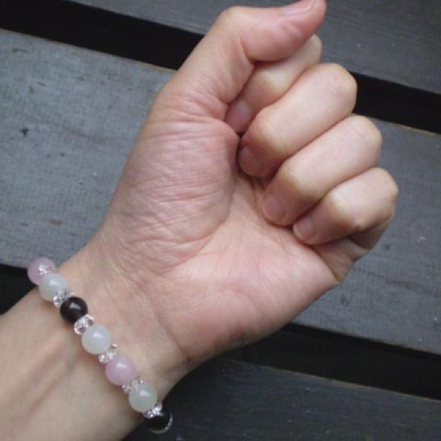 ムーンストーンxアイスオブシディアンxローズクォーツ < 家電/AV ムーンストーンxアイスオブシディアンxローズクォーツ < 家電/AVの