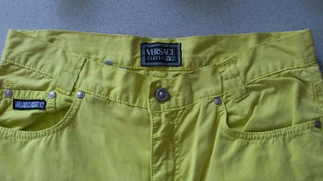 美品!激安92%オフ、ヴェルサーチ、チノパン(黄緑、イタリア、33) < 男性ファッション  美品!激安92%オフ、ヴェルサーチ、チノパン(黄緑、イタリア、33) < 男性ファッションの