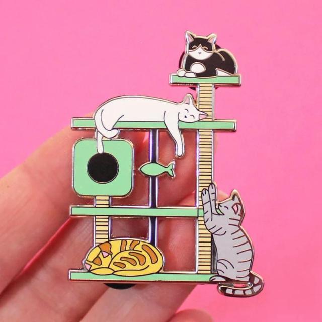 新品 キャットタワー ネコ 猫の家 ピンブローチ ピンバッジ < 女性アクセサリー/時計  新品 キャットタワー ネコ 猫の家 ピンブローチ ピンバッジ  < 女性アクセサリー/時計の