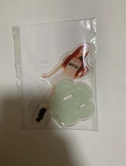 LeSserafim ユンジン 公式アクリルスタンド アクスタ カフェ < タレントグッズ  LeSserafim ユンジン 公式アクリルスタンド アクスタ カフェ  < タレントグッズの