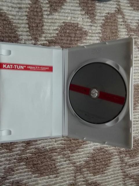 KAT-TUN   DVD  お客様は神サマーコンサート < タレントグッズ  KAT-TUN   DVD  お客様は神サマーコンサート < タレントグッズの