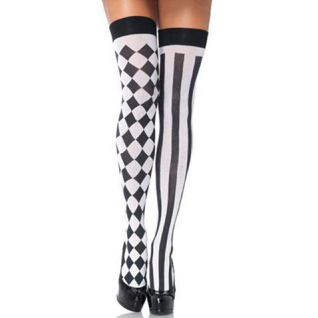 LEGAVENUE 黒/白 ハーレクィーン×ストライプ柄タイツ < 女性ファッション  LEGAVENUE 黒/白 ハーレクィーン×ストライプ柄タイツ  < 女性ファッションの