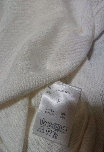 y/m Vネックリネンライクワンピース チュニック ホワイト < 女性ファッション  y/m Vネックリネンライクワンピース チュニック ホワイト < 女性ファッションの