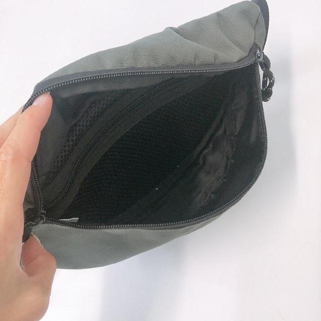 ◆ボディバッグ/ウエストポーチ◆カーキ*スポーツショップ購入★ファスナー開閉難アリ!! < 男性ファッション  ◆ボディバッグ/ウエストポーチ◆カーキ*スポーツショップ購入★ファスナー開閉難アリ!! < 男性ファッションの