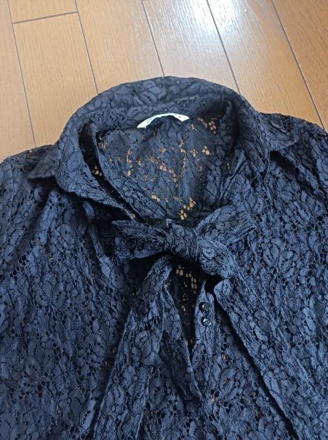レア★ZARA★リボンタイ付き総レースブラウス黒★美品★素敵★ザラ★送料半額300円★ < 女性ファッション レア★ZARA★リボンタイ付き総レースブラウス黒★美品★素敵★ザラ★送料半額300円★ < 女性ファッションの