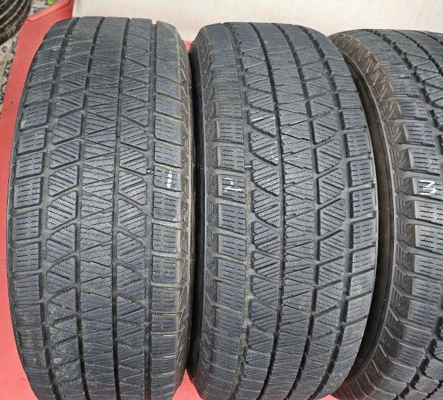 Blowsアルミ 17インチ7.5j PCD139.7 6穴 OFF26スタッドレス4本セットBLIZZAK ブリザック BM-V < 自動車/バイク Blowsアルミ 17インチ7.5j PCD139.7 6穴 OFF26スタッドレス4本セットBLIZZAK ブリザック BM-V < 自動車/バイク